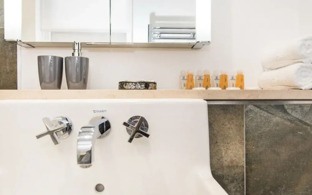 Lovely 1 bed apartment in Soho