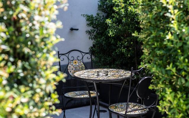 B&B Makari Holiday Home