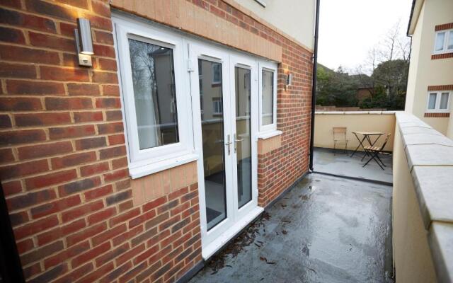 Spire View - 1 Bedroom, sleeps 4, parking Wifi