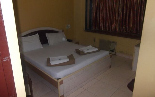 Hotel Palms