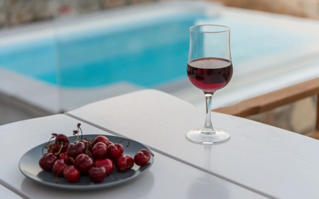Milesian Suites