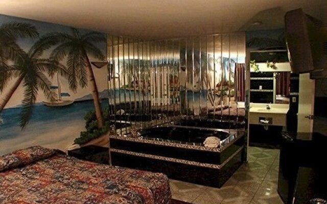 Safari Inn