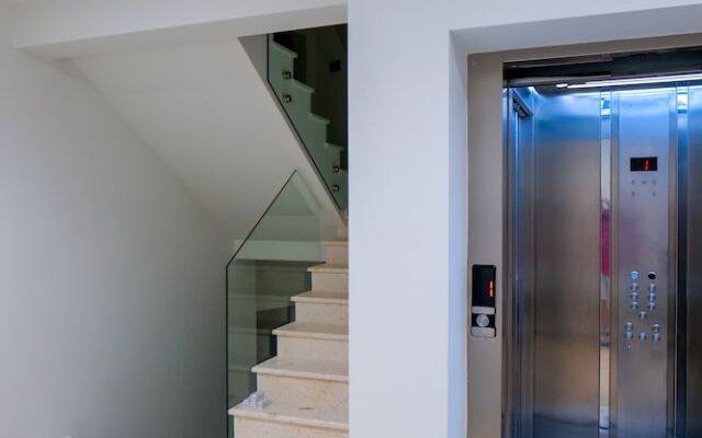Sky Way SKK Luxury Apartments