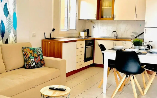 Modern Trendy 1BR Ground Floor Apartment