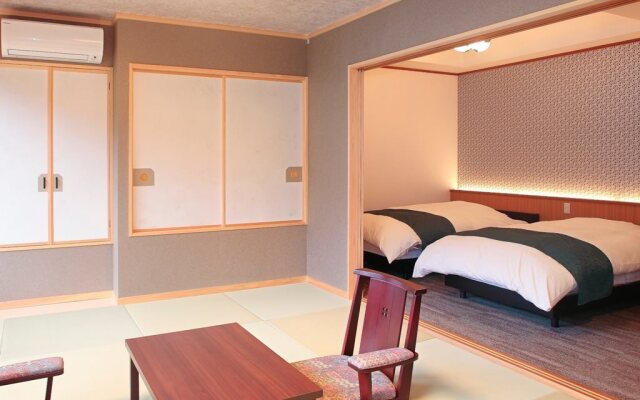 Ooedo Onsen Monogatari Premium Yoshinoya Irokuen