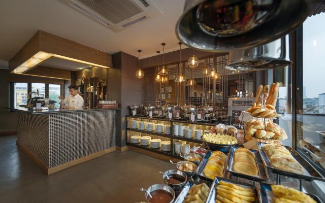 Bespoke Trendy Hotel Hanoi
