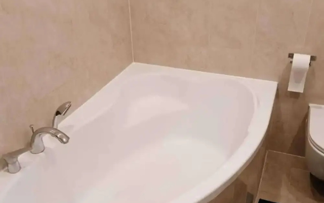 Rumia - Apartment - Sleeps 8 - Parking - Seaside