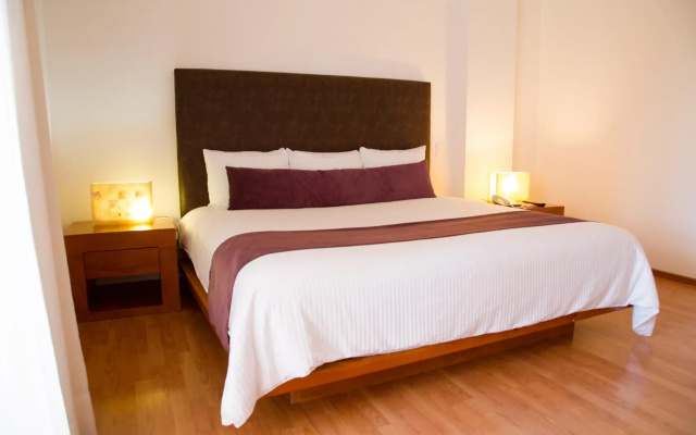 Hotel Suites Corazon Mexicano