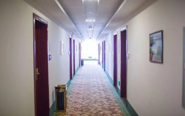 GreenTree Inn TianJin Jinnan XianShuiGu Nanhuan Road Express Hotel