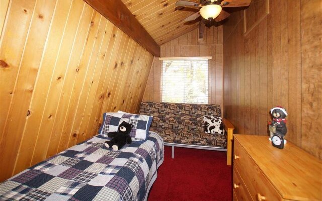 A Sleepy Bear's Hideaway