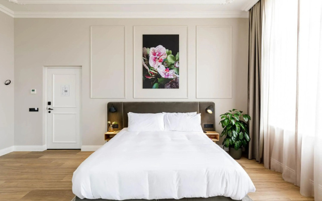 Hotel Flora Batava