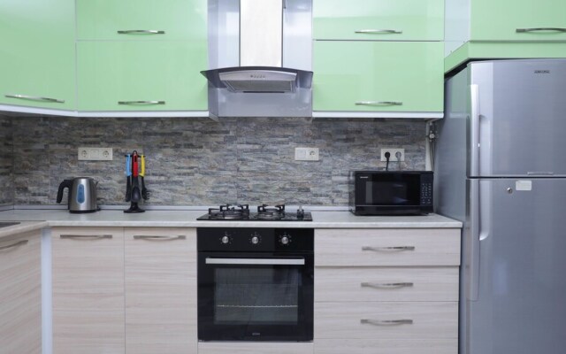 Stay Inn on 33.1 Mashtots Ave.