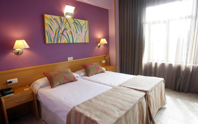 El Aguila Hotel