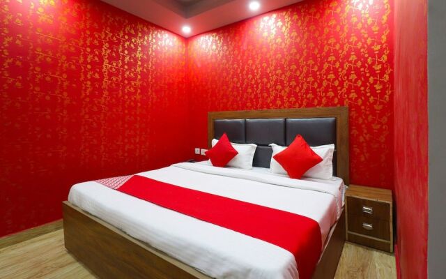 OYO 61622 Classic Hotel