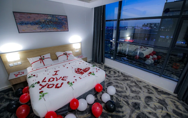 Laten Suites Al Salim Plaza