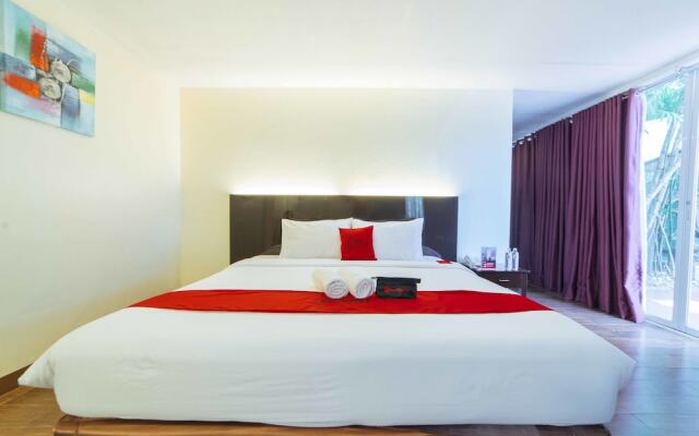 RedDoorz Premium @ The Ritz Garden Oases