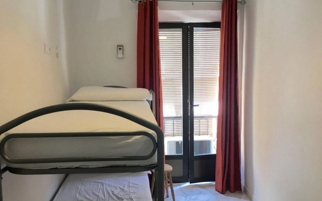 Cathedral Rooms and Houses