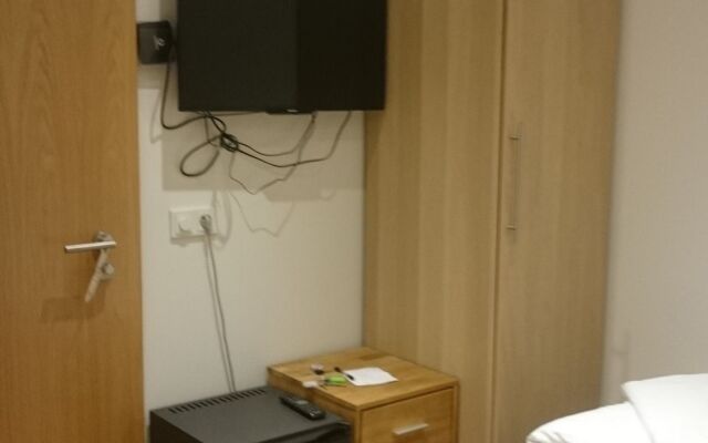4th floor hotel