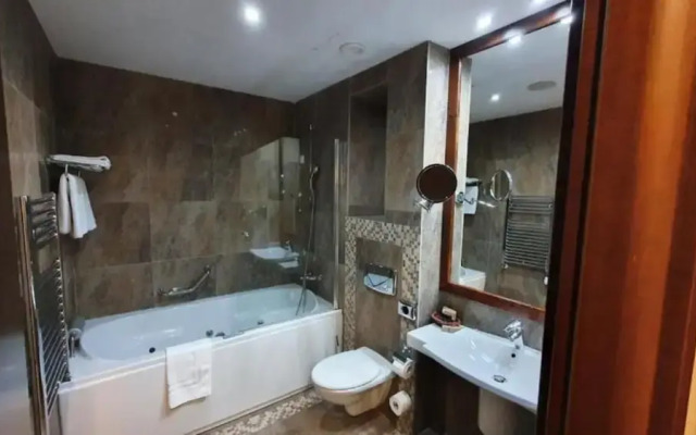 Alpin Aparthotel 2302