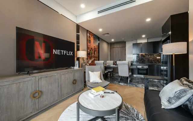 Lexington Residence Luxury Vacation