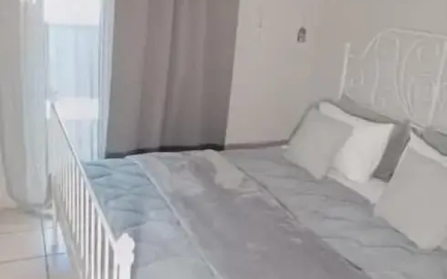 Georgias house 7 min from Athens airport