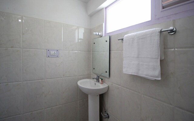 OYO 7625 Hotel Bhrigu