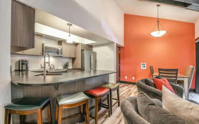 Wild Irishman 1064a by Summitcove Vacation Lodging