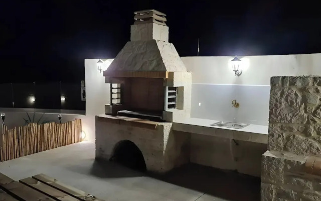 Zoi's SeaView House