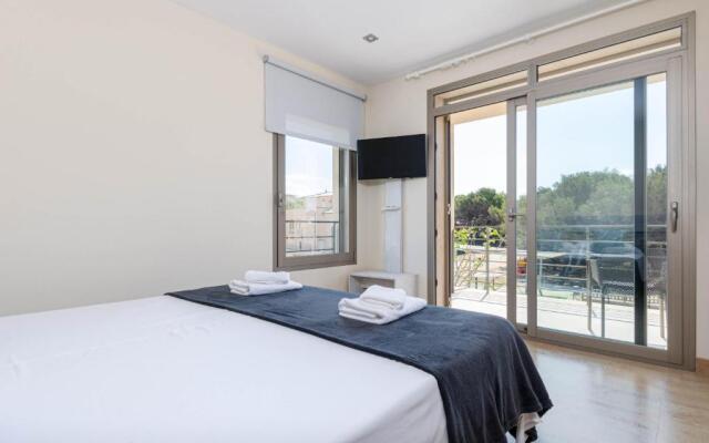 YourHouse Antonia, sea view house with terrace