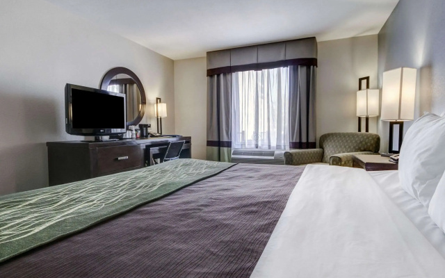 Comfort Inn & Suites El Paso I-10 Airport Area