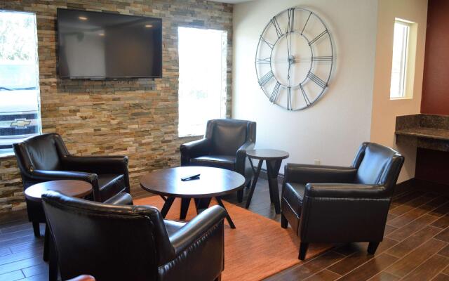 Sacramento Inn & Suites