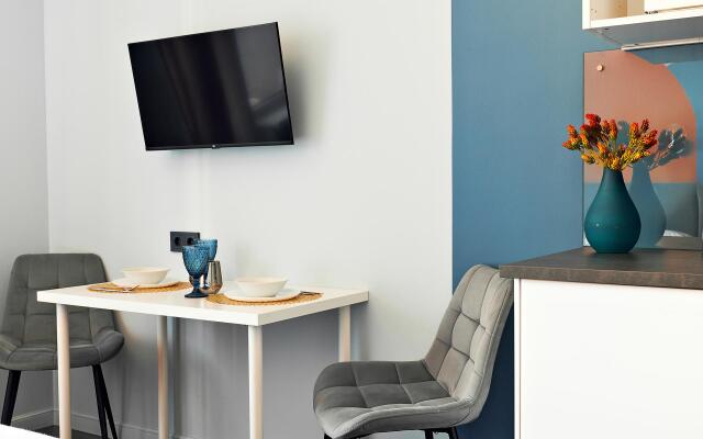 Studio apartments on Zheleznodorozhny Prospekt 14 k1