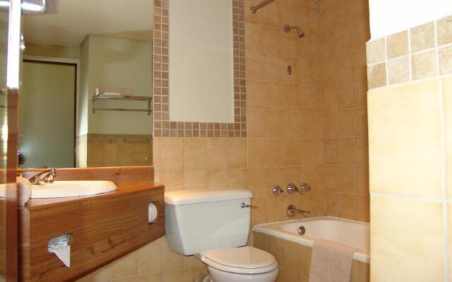 Wilderness Beach Hotel