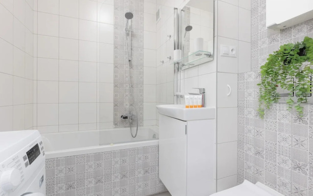 Stylish Apartment in Żoliborz by Renters