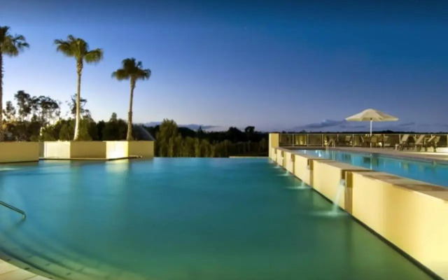 Pelican Waters Resort