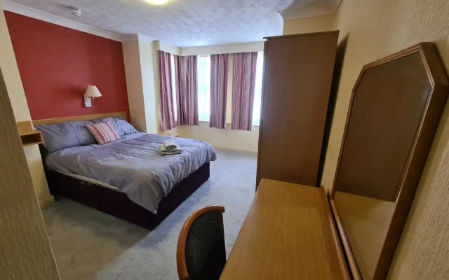 Devon Towers Hotel