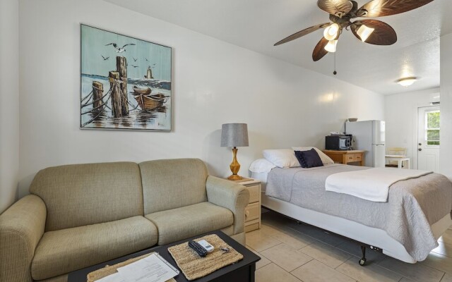 The Sportsman's Lodge & Marina