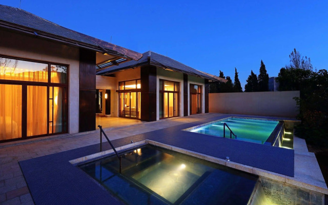 HUALUXE Kunming by IHG