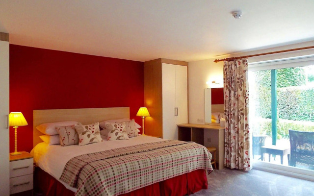 Wateredge Inn- The Inn Collection group