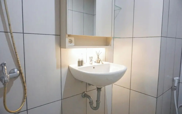Comfy And Modern 2Br Grand Kamala Lagoon Apartment