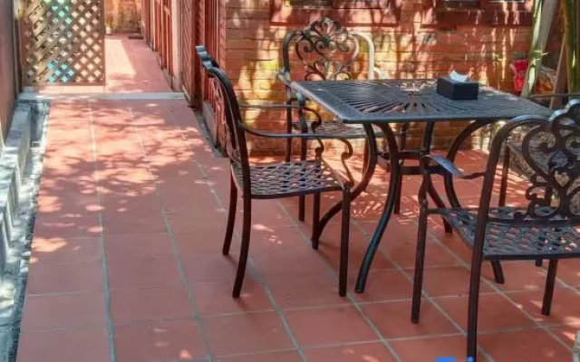 Shimo Youzou Riyue Yingyin Scenic Apartment (Gulangyu Sanqiutian Pier)