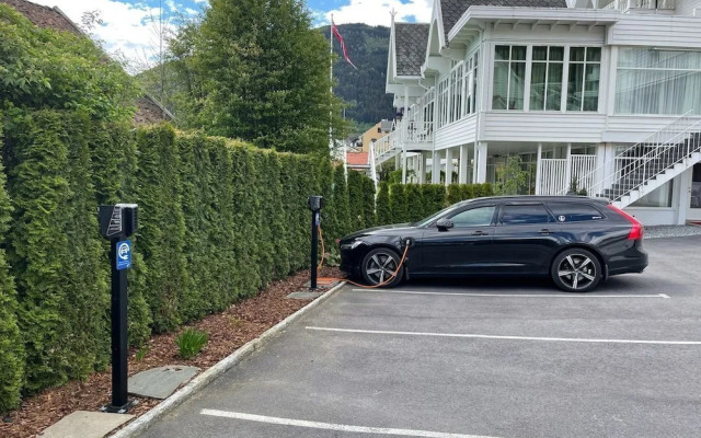 Hofslund Fjord Hotel