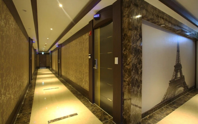 Icheon J Hotel