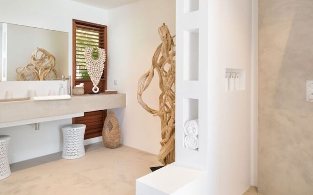 Eden Rock Villa Ixfalia