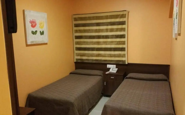 Hotel León