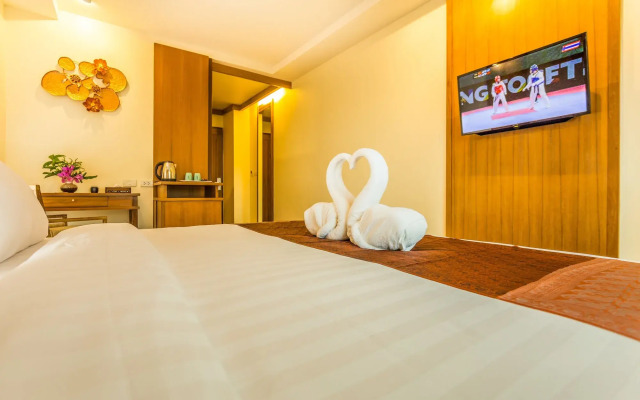 The Signature Hotel Thapae