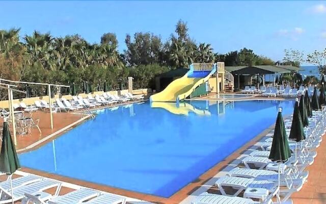 Armoni Paradise Beach Hotel - All Inclusive