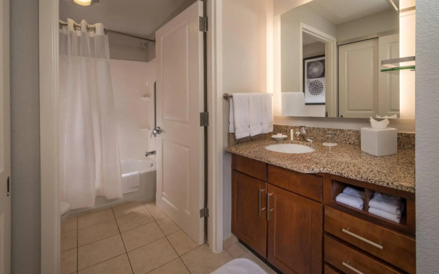 Residence Inn by Marriott Dulles Airport At Dulles 28 Centre
