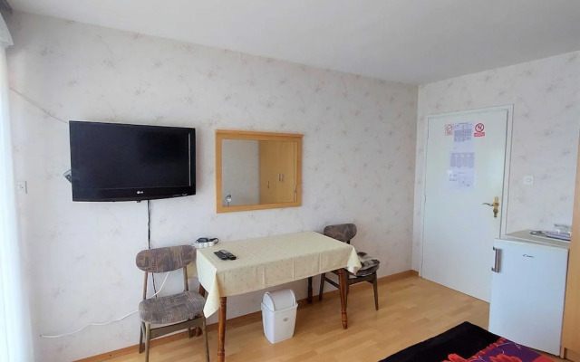 Sleek and Serene Rooms Crikvenica