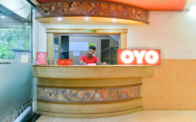 OYO Flagship 33466 Hotel Viceroy